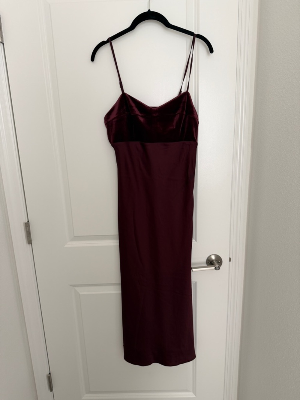 Express - Burgundy Velvet Midi Slip Dress - Size M